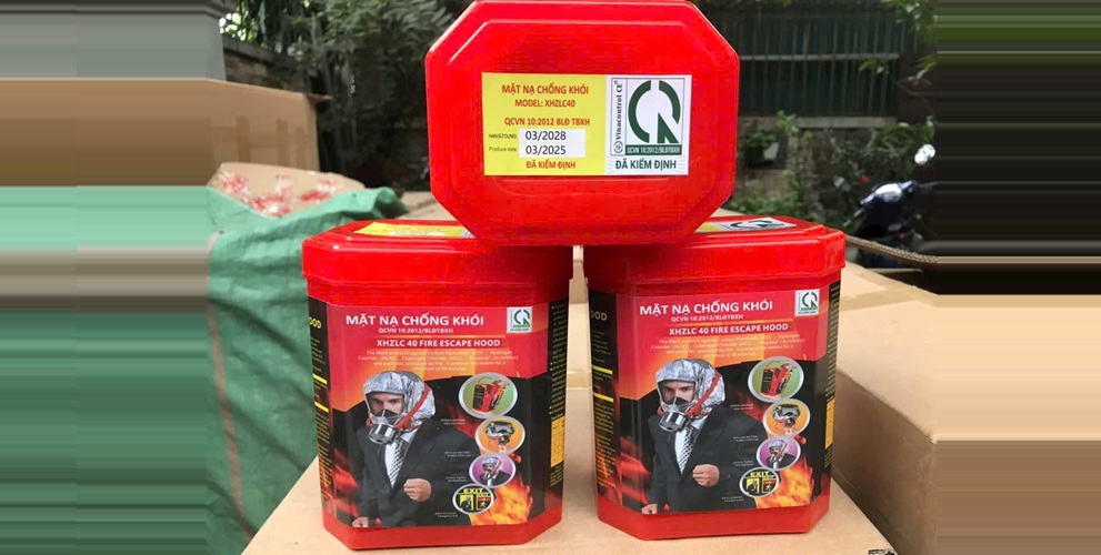 Mặt nạ phòng độc cần có bộ lọc đạt chuẩn, ngăn khói và khí độc hiệu quả cao. Mặt nạ phòng độc cần có bộ lọc đạt chuẩn, ngăn khói và khí độc hiệu quả cao.