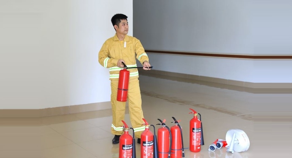 Việc đào tạo nhân sự sử dụng bình chữa cháy phải được thực hiện định kỳ Việc đào tạo nhân sự sử dụng bình chữa cháy phải được thực hiện định kỳ