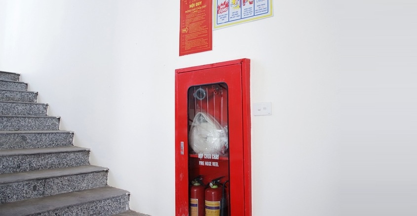 Kiểm tra định kỳ tủ chữa cháy giúp phát hiện sớm hư hỏng và đảm bảo thiết bị hoạt động ổn định Kiểm tra định kỳ tủ chữa cháy giúp phát hiện sớm hư hỏng và đảm bảo thiết bị hoạt động ổn định